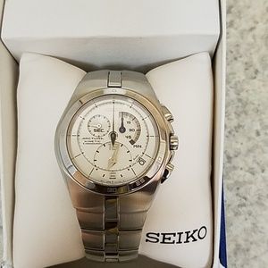 Men's Seiko Arctura kinetic watch